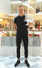 Topi Raitanen sai nostaa Valste-Maljan